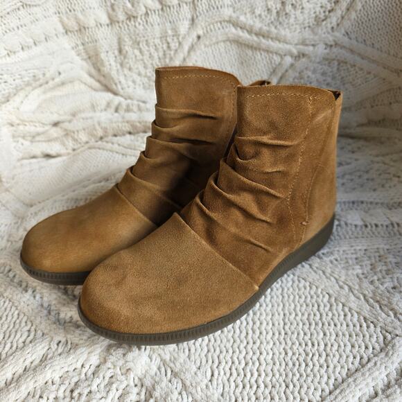NEW Munro Women's Scout Suede Leather Ruched Water Resistant‎ Bootie Sz 6W Brown - Picture 1 of 8